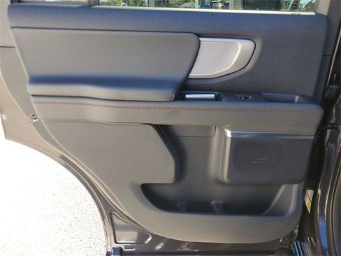 New 2025 Ford Expedition Active image 17