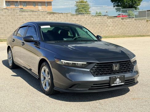 Used 2023 Honda Accord LX image 7
