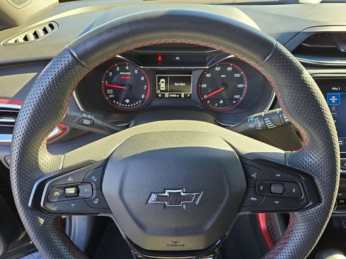 Used 2023 Chevrolet TrailBlazer RS w/ Convenience Package image 16