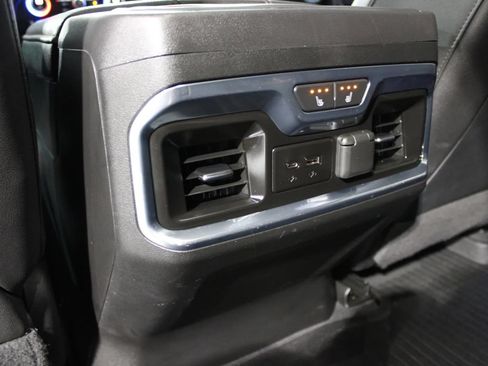 Used 2022 GMC Sierra 2500 AT4 w/ AT4 Premium Plus Package AWD/4WD image 37