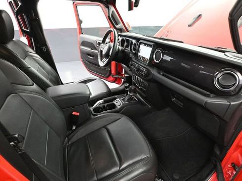 Used 2021 Jeep Wrangler Unlimited Sahara image 46