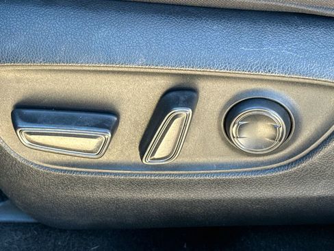 Used 2021 Toyota RAV4 XLE image 21