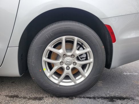 New 2026 Chrysler Voyager LX FWD image 9