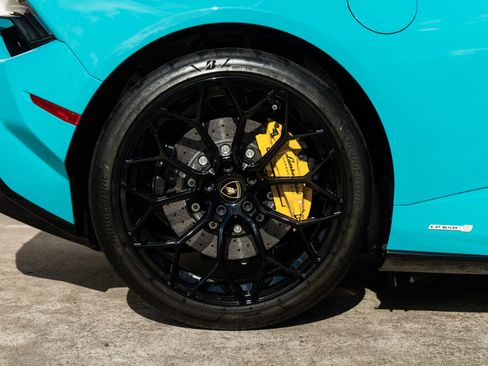 Used 2023 Lamborghini Huracan Tecnica RWD image 34