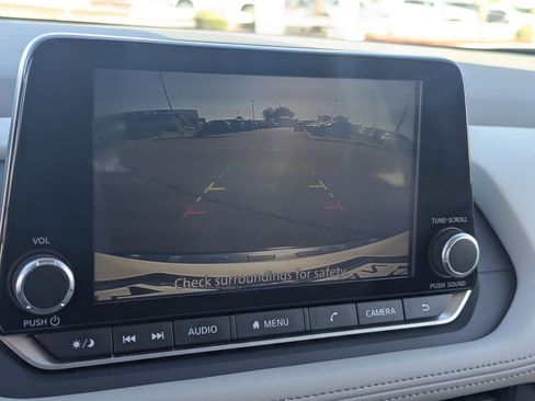 Certified 2023 Nissan Rogue SV FWD image 23