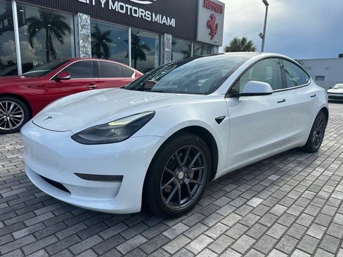 Used 2022 Tesla Model 3 RWD image 3