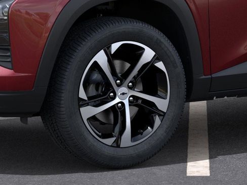 New 2025 Chevrolet Trax RS w/ Driver Confidence Package image 9