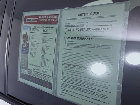 Certified 2023 Jeep Grand Cherokee Altitude AWD/4WD image 16
