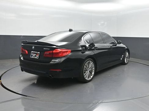 Used 2019 BMW 530e w/ Convenience Package RWD image 35