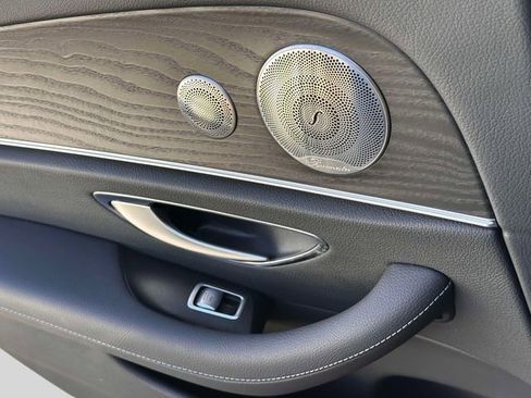 Used 2023 Mercedes-Benz E 350 4MATIC Sedan image 20