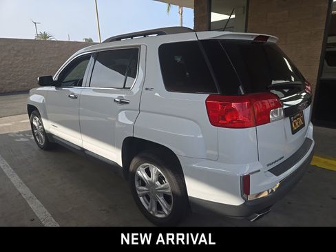 Used 2017 GMC Terrain SLT image 4
