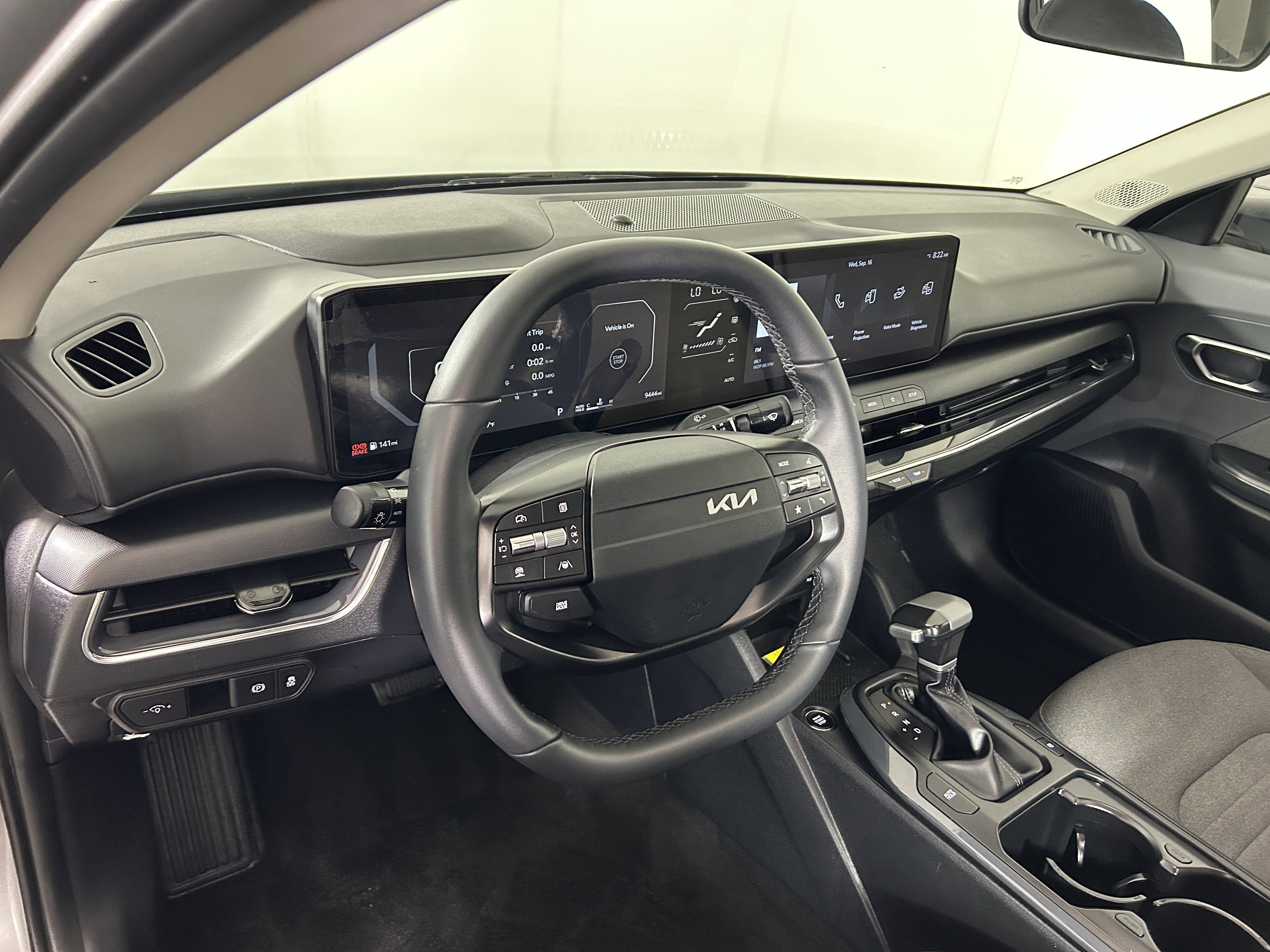 Used 2025 Kia K4 EX FWD image 10