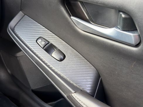 Used 2025 Nissan Sentra SV FWD image 13