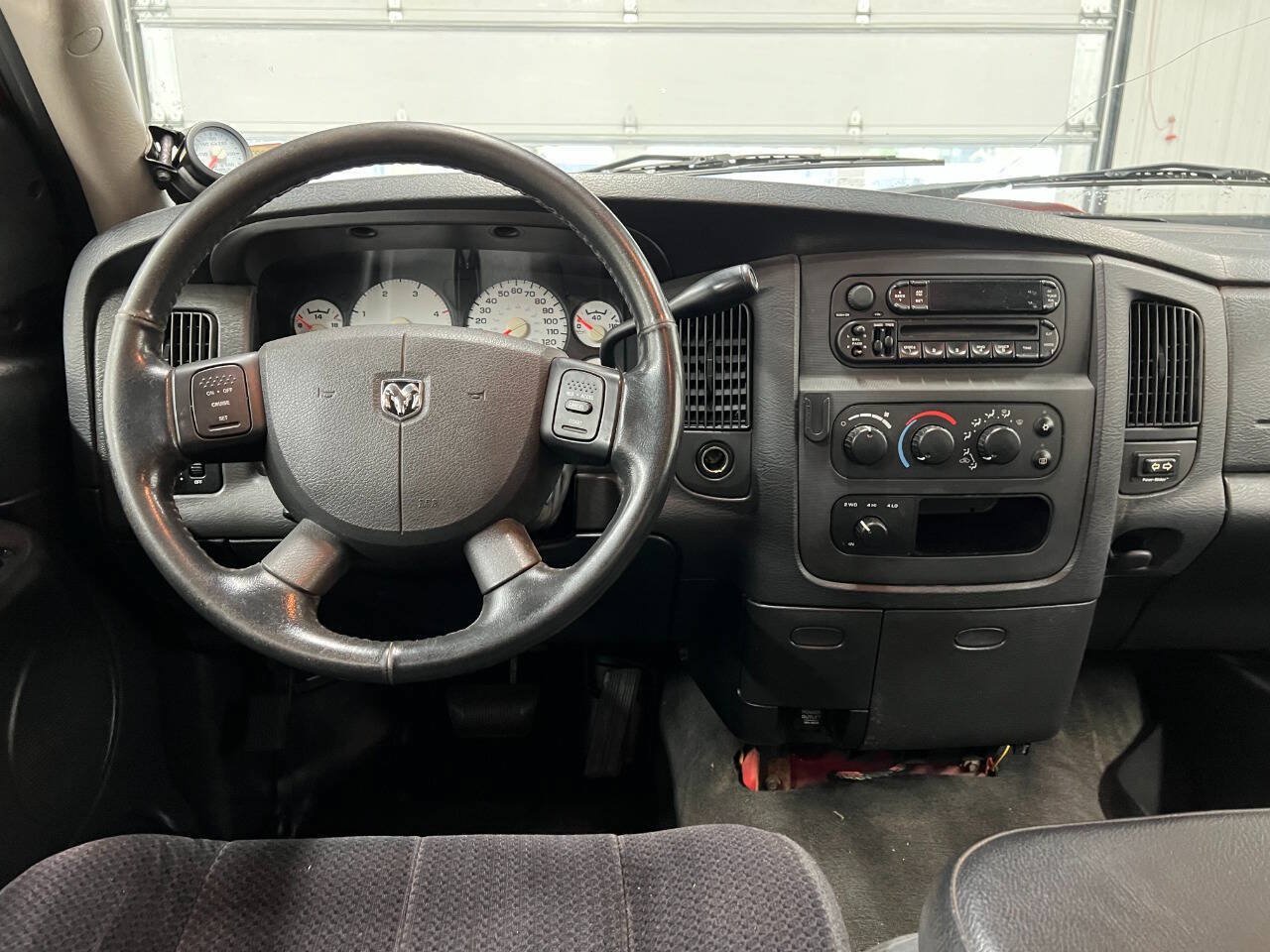 Used 2004 Dodge Ram 3500 Truck SLT w/ Trailer Tow Group AWD/4WD image 7