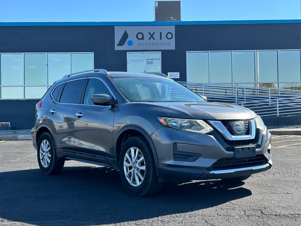 Used 2017 Nissan Rogue SV AWD/4WD image 1