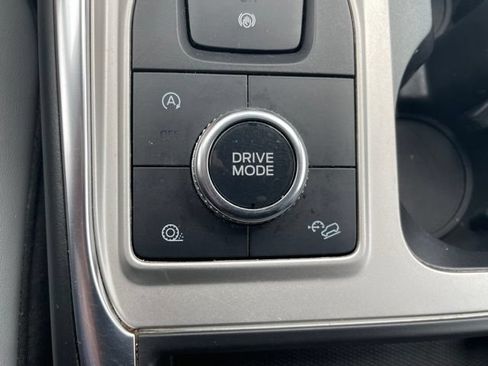 Used 2021 Ford Explorer XLT w/ Equipment Group 202A AWD/4WD image 43