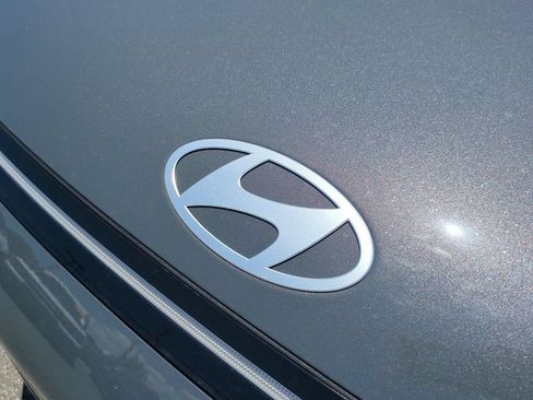 New 2026 Hyundai Kona Limited FWD image 13