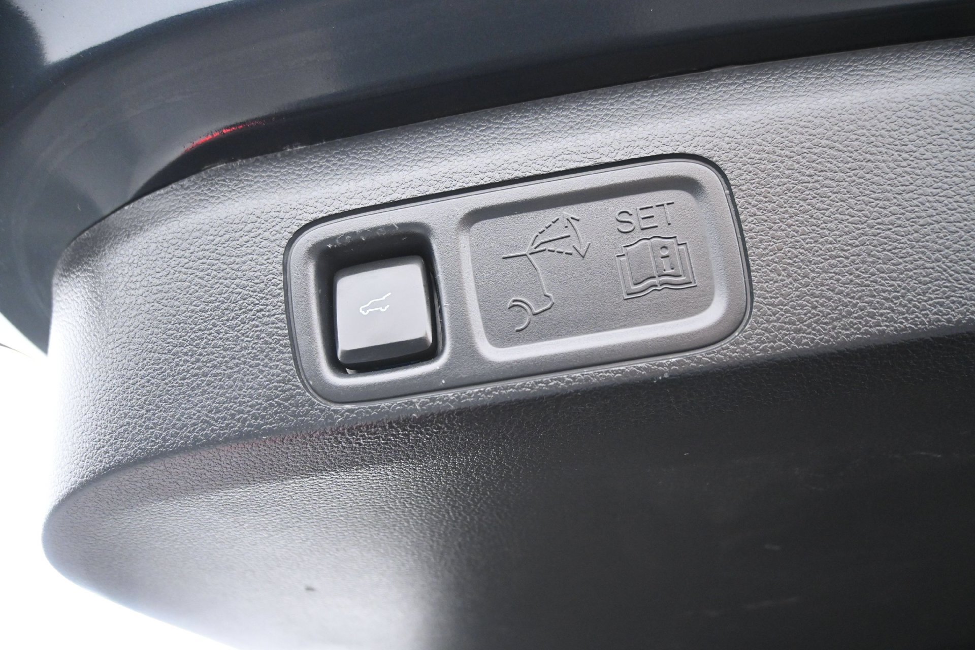 Used 2024 Ford Expedition Max Platinum AWD/4WD image 17