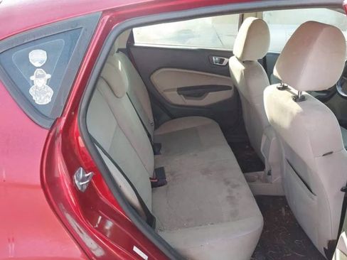 Used 2014 Ford Fiesta SE FWD image 5