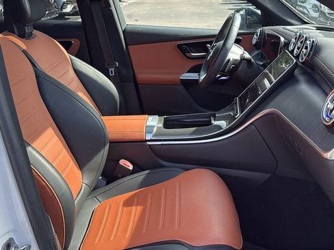 Certified 2023 Mercedes-Benz GLC 300 image 11