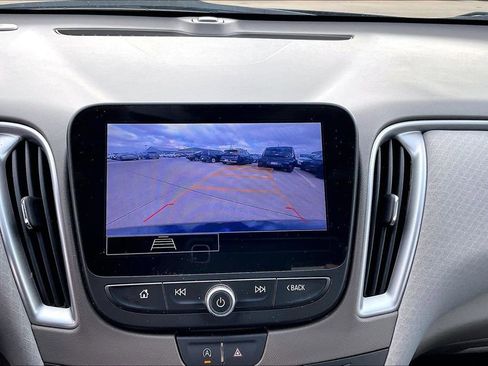 Used 2025 Chevrolet Malibu LT image 21