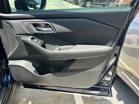 New 2026 Nissan Rogue SV FWD image 40