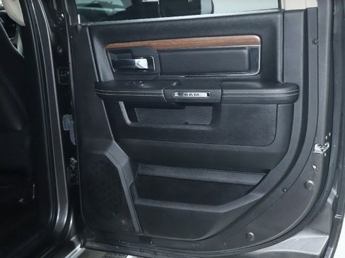 Used 2015 RAM 3500 Laramie w/ Convenience Group AWD/4WD image 30
