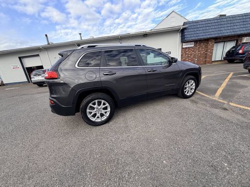 Used 2014 Jeep Cherokee Latitude image 9