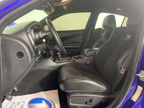 Used 2019 Dodge Charger Scat Pack w/ Dynamics Package image 15