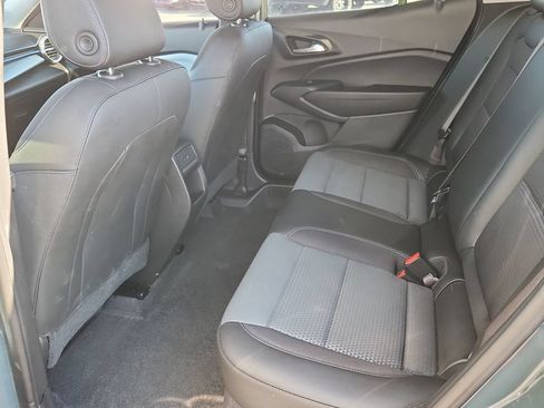 Used 2026 Chevrolet Trax LT FWD image 10