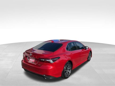 Used 2024 Toyota Camry XLE image 25