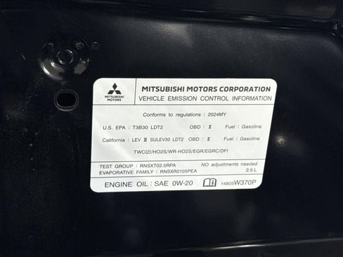 Used 2024 Mitsubishi Outlander SE image 43