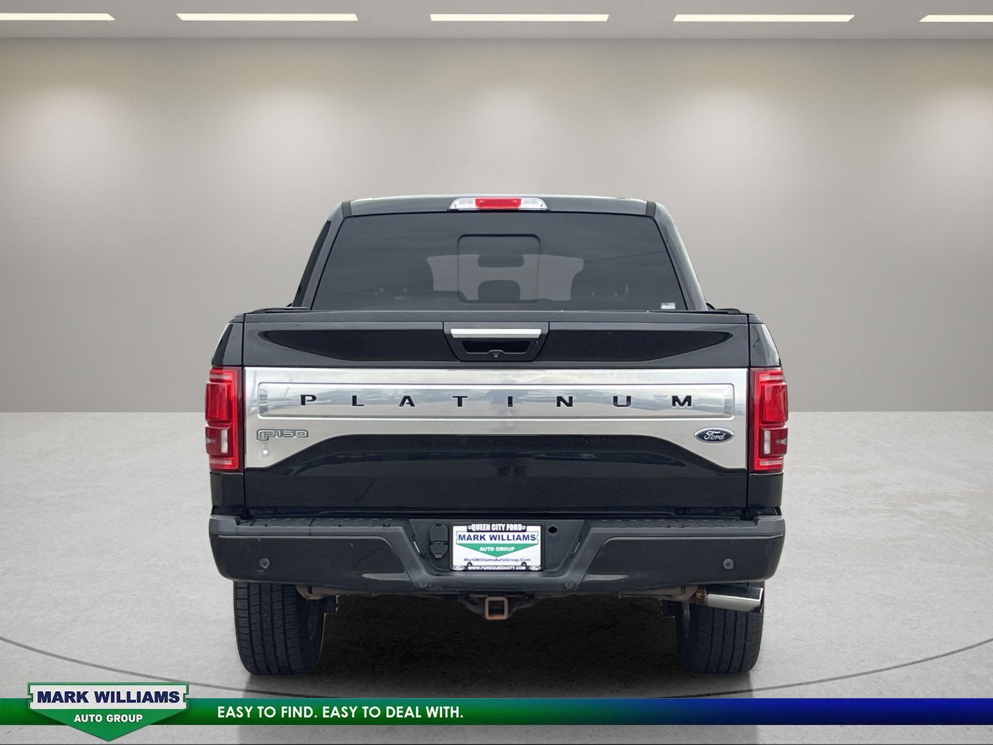 Used 2015 Ford F150 Platinum w/ Equipment Group 701A Luxury AWD/4WD image 8
