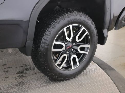 Used 2023 GMC Sierra 1500 AT4 w/ Technology Package image 14