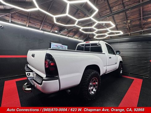 Used 2009 Toyota Tacoma 2WD Regular Cab image 3