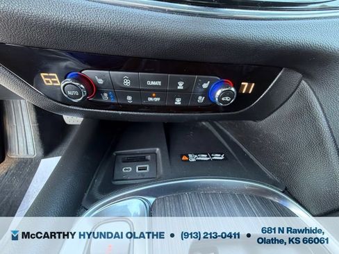 Used 2023 Buick Enclave Avenir w/ Avenir Technology Package AWD/4WD image 30