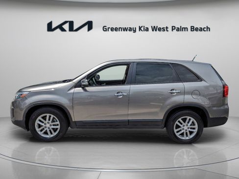 Used 2014 Kia Sorento LX FWD image 5