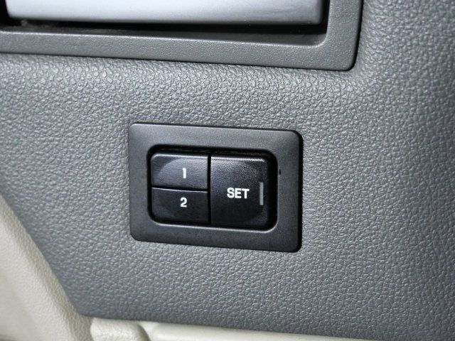 Used 2008 Mercury Sable Premier FWD image 24