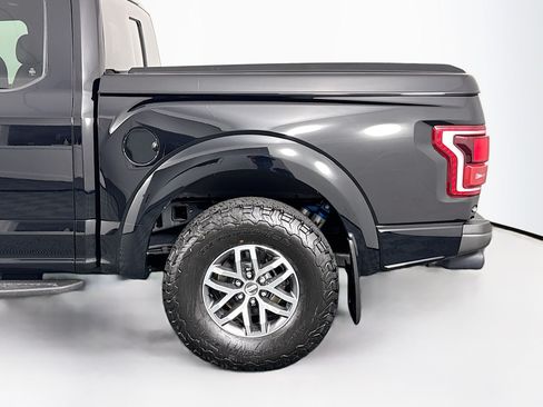 Used 2017 Ford F150 Raptor w/ Equipment Group 802A Luxury AWD/4WD image 39