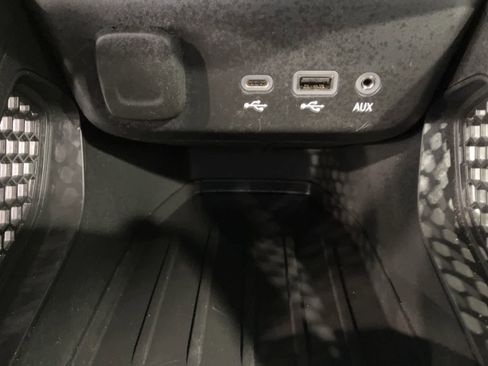 Used 2023 Chevrolet TrailBlazer LT w/ Convenience Package image 17