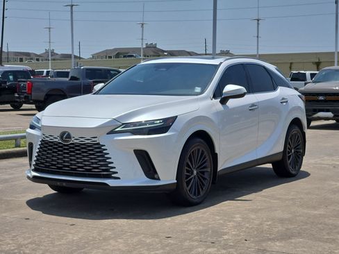 Used 2024 Lexus RX 350 Premium w/ Accessory Package (Z1) FWD image 10