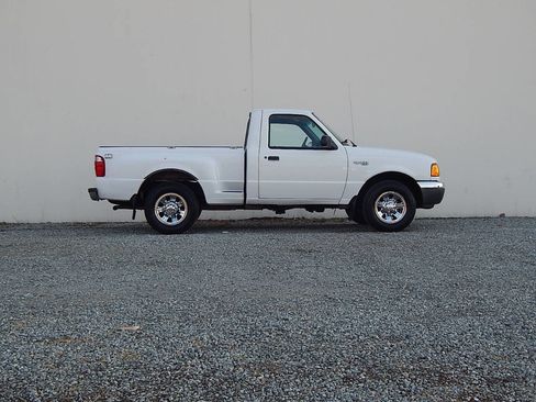 Used 2002 Ford Ranger XLT image 2