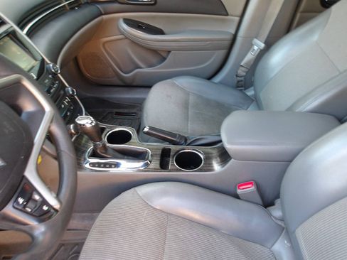Used 2015 Chevrolet Malibu LT FWD image 17