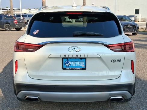 Used 2019 INFINITI QX50 Essential w/ Sensory Package image 5