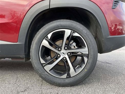 Used 2024 Chevrolet Trax RS w/ Driver Confidence Package image 9