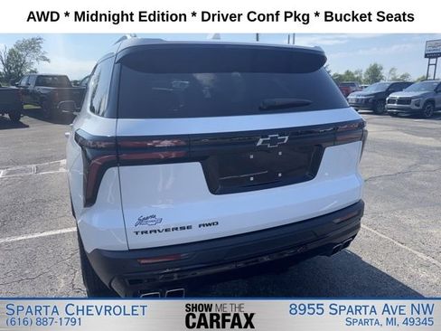 Used 2025 Chevrolet Traverse LT w/ Midnight/Sport Edition AWD/4WD image 4