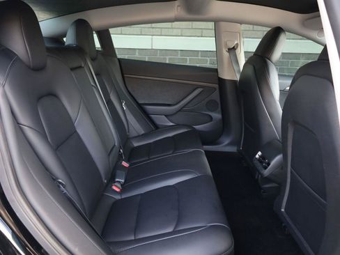 Used 2022 Tesla Model 3 Performance AWD/4WD image 21