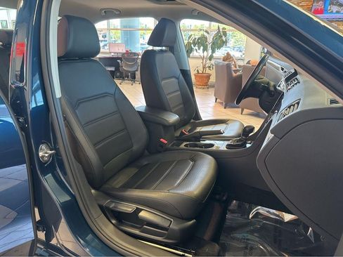 Used 2018 Volkswagen Passat 2.0T SE FWD image 29