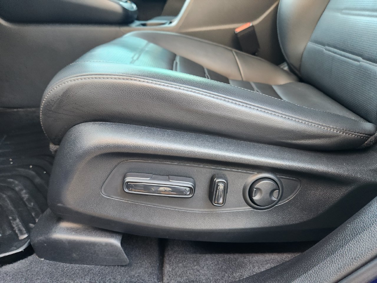 Certified 2024 Honda CR-V EX-L image 23