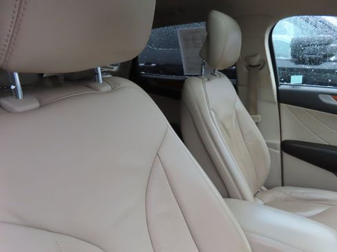 Used 2019 Lincoln MKC Select w/ Select Plus Package image 33